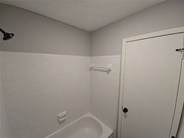 $1,895 | 19415 Southaven Drive, Houston, TX 77084