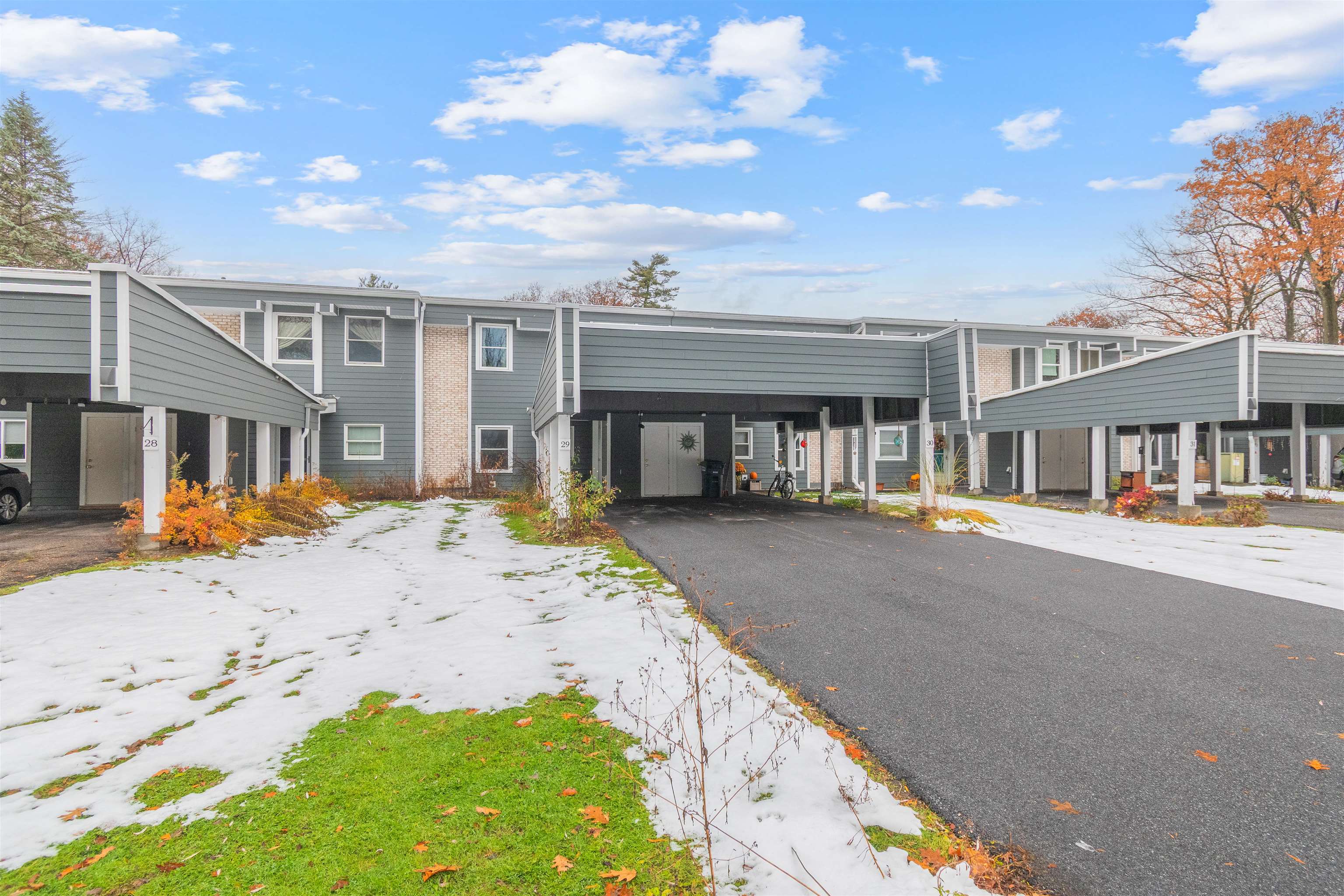 8 Timber Lane, Unit 29 South Burlington, VT 05403 - Photo 4 of 44