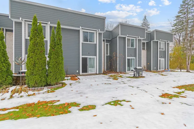 $299,000 | 8 Timber Lane, Unit 29, South Burlington, VT 05403