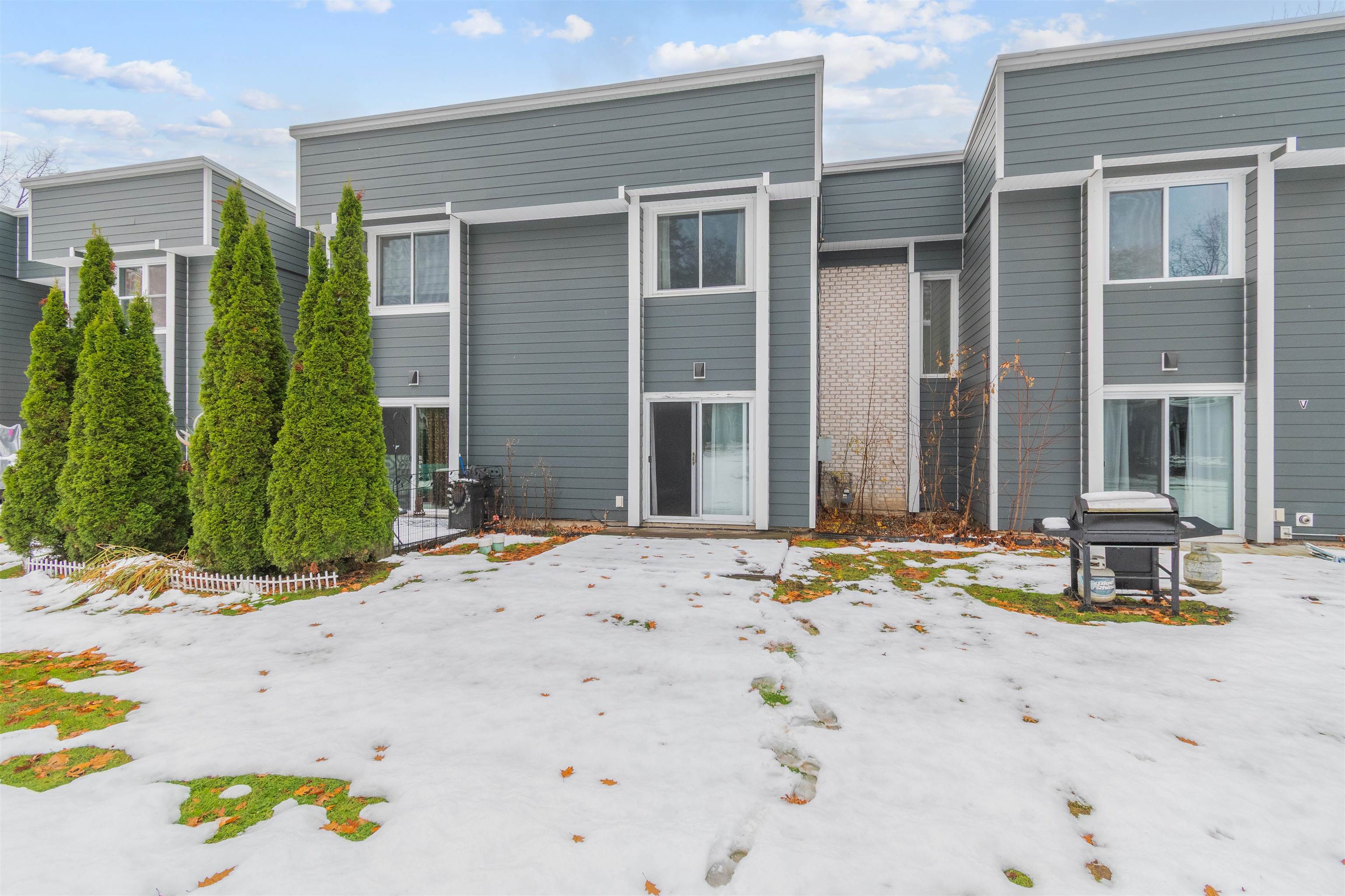 8 Timber Lane, Unit 29 South Burlington, VT 05403 - Photo 5 of 44