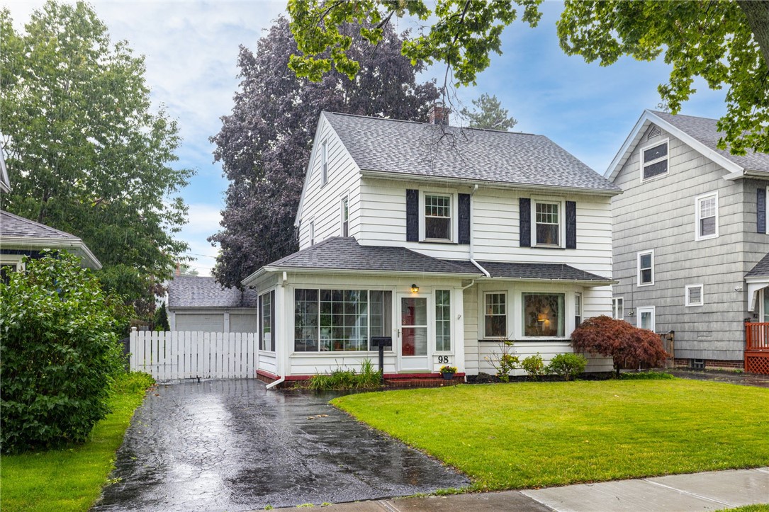 98 Wimbledon Road Irondequoit, NY 14617 - Photo 1 of 38