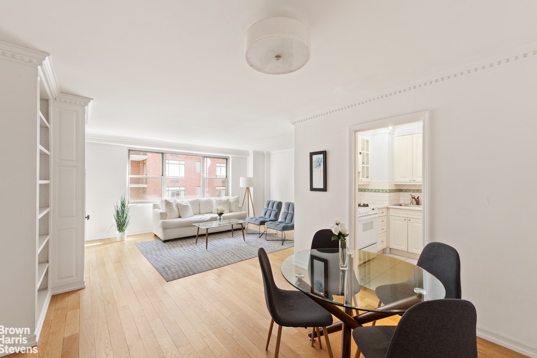 55 East 87th Street, Unit 12F Manhattan, NY 10128 - Photo 1 of 9