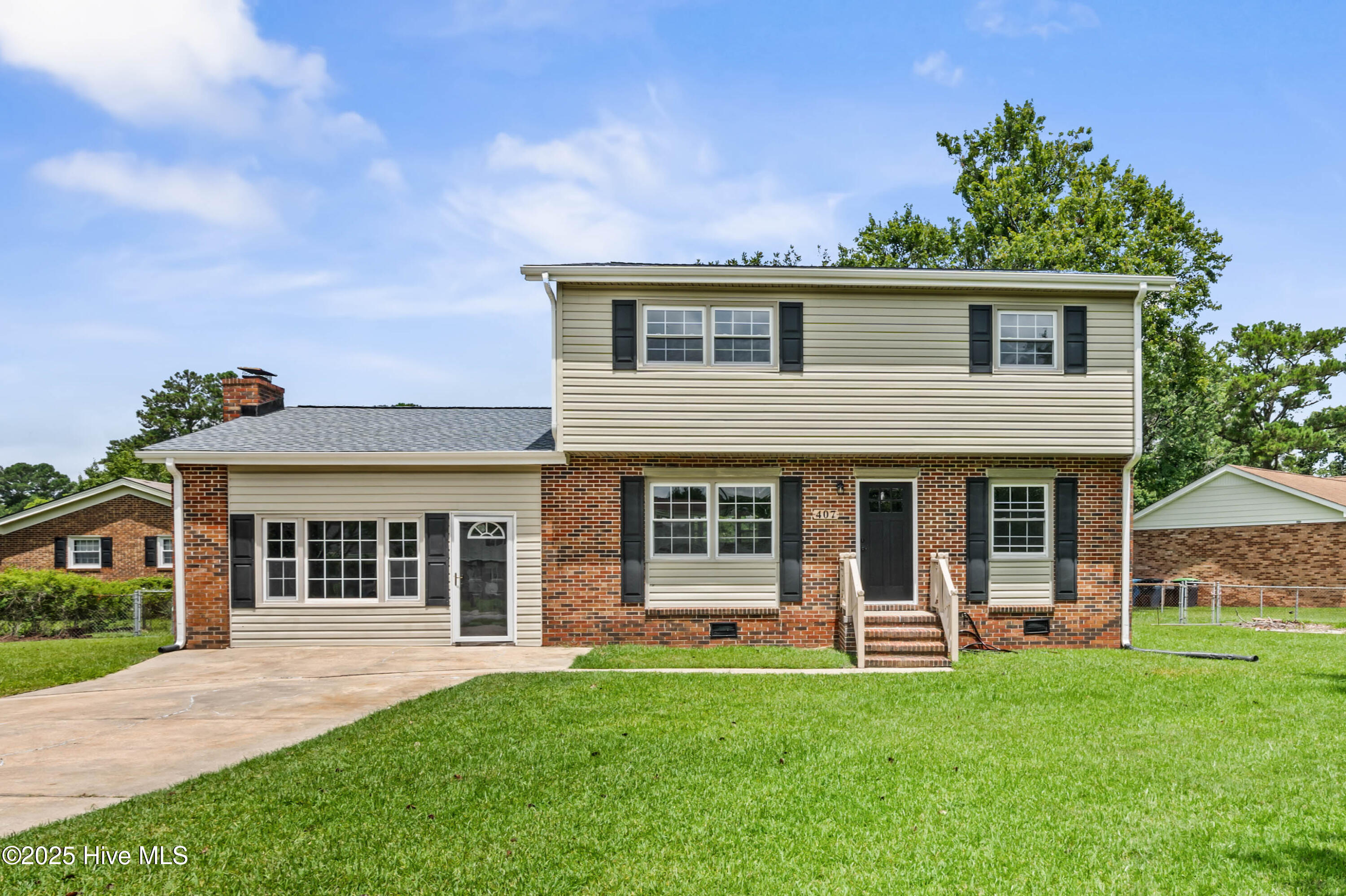 407 Thomas Drive Jacksonville, NC 28546 - Photo 1 of 45 01