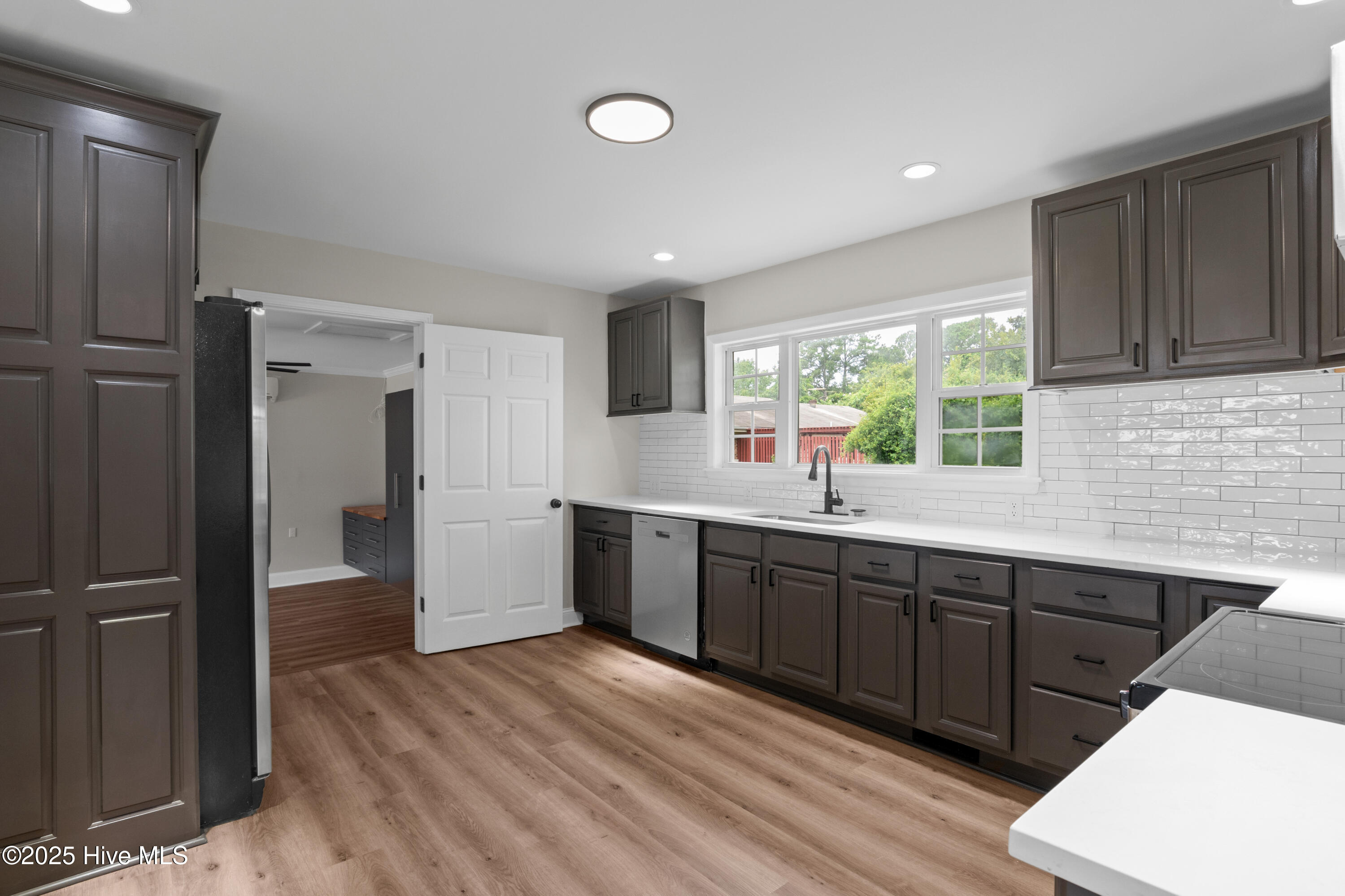 407 Thomas Drive Jacksonville, NC 28546 - Photo 15 of 45 14