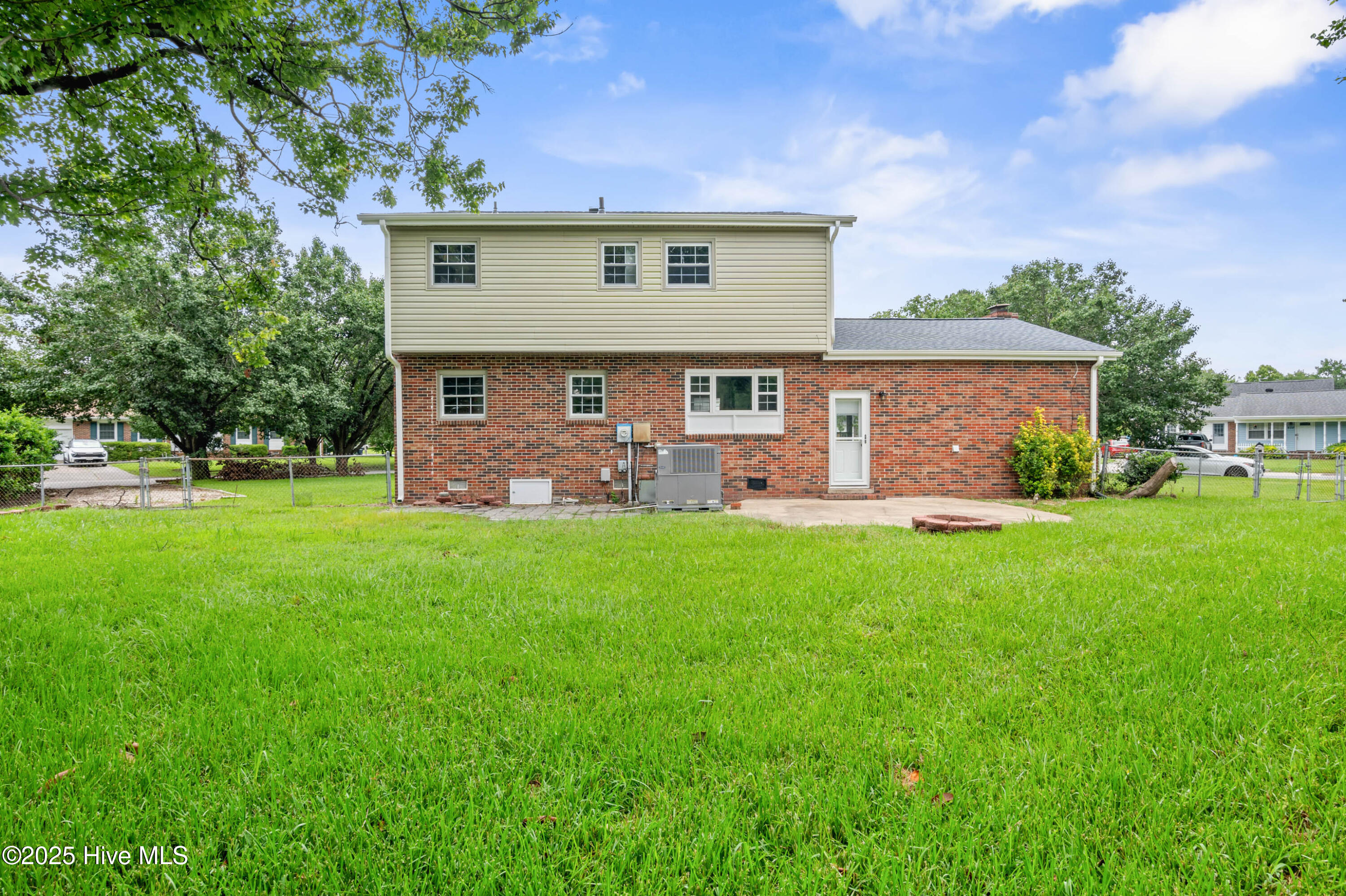 407 Thomas Drive Jacksonville, NC 28546 - Photo 36 of 45 33