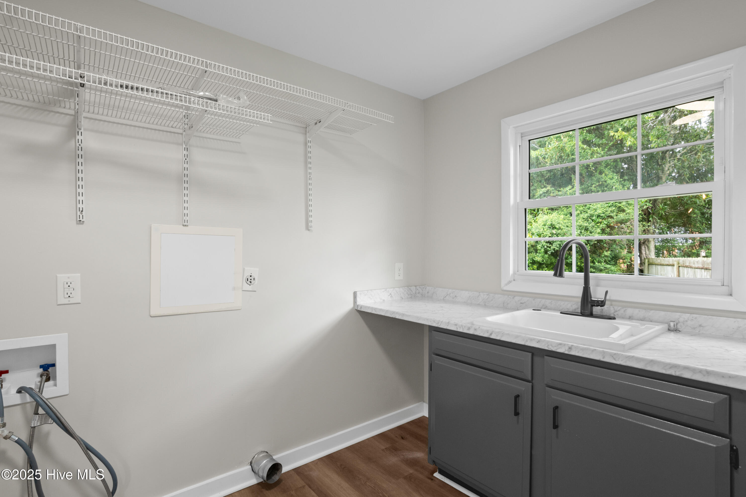 407 Thomas Drive Jacksonville, NC 28546 - Photo 10 of 45 09