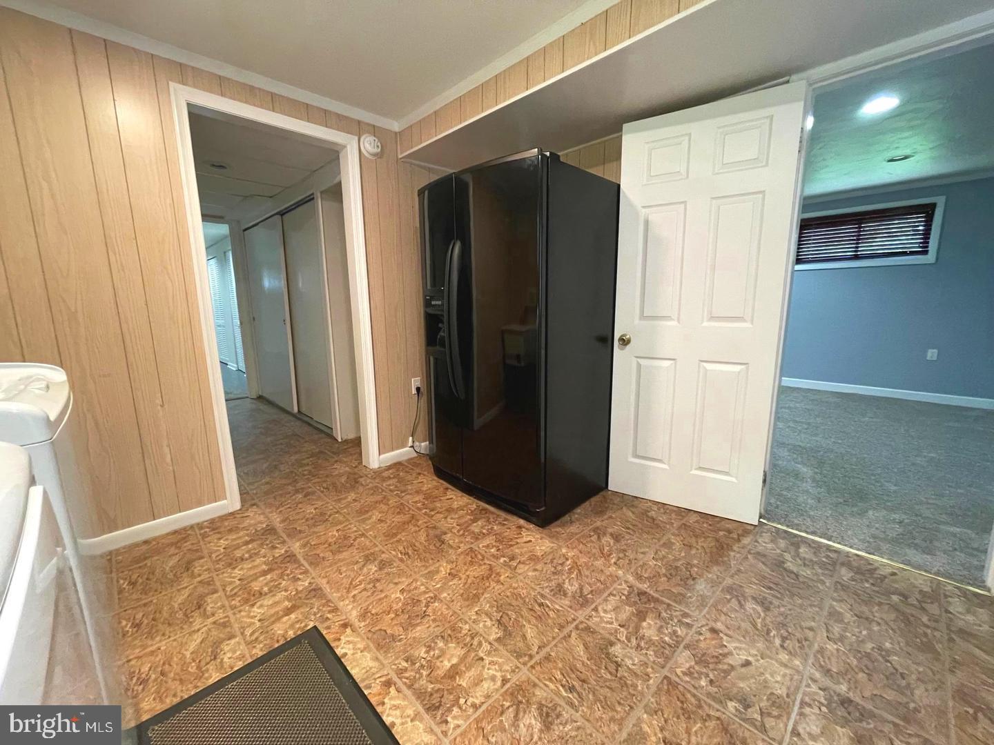 4011 Southend Road Rockville, MD 20853 - Photo 21 of 27 Laundry room .Second refirgerator