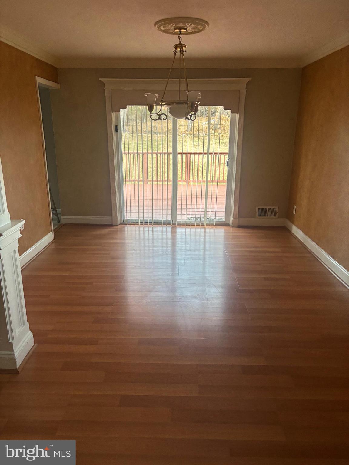 4011 Southend Road Rockville, MD 20853 - Photo 5 of 27 Dining room