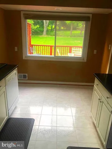 $3,500 | 4011 Southend Road, Rockville, MD 20853