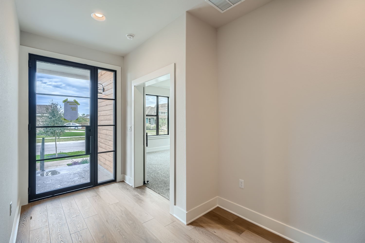 9025 Cattle Baron Path Austin, TX 78747 - Photo 5 of 32