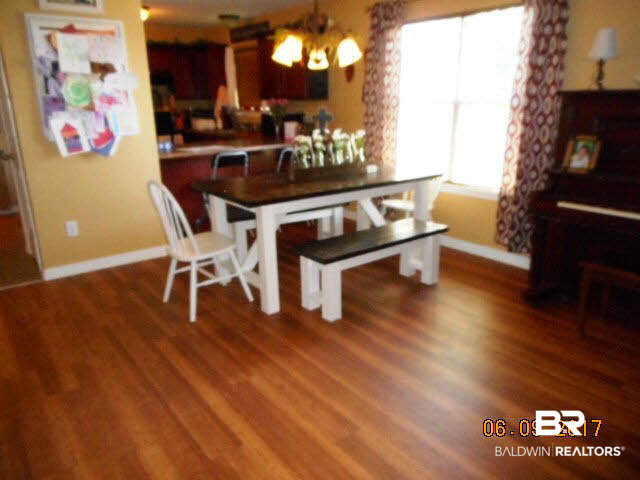 16026 Zenith Drive Loxley, AL 36551 - Photo 7 of 10 DINING AREA