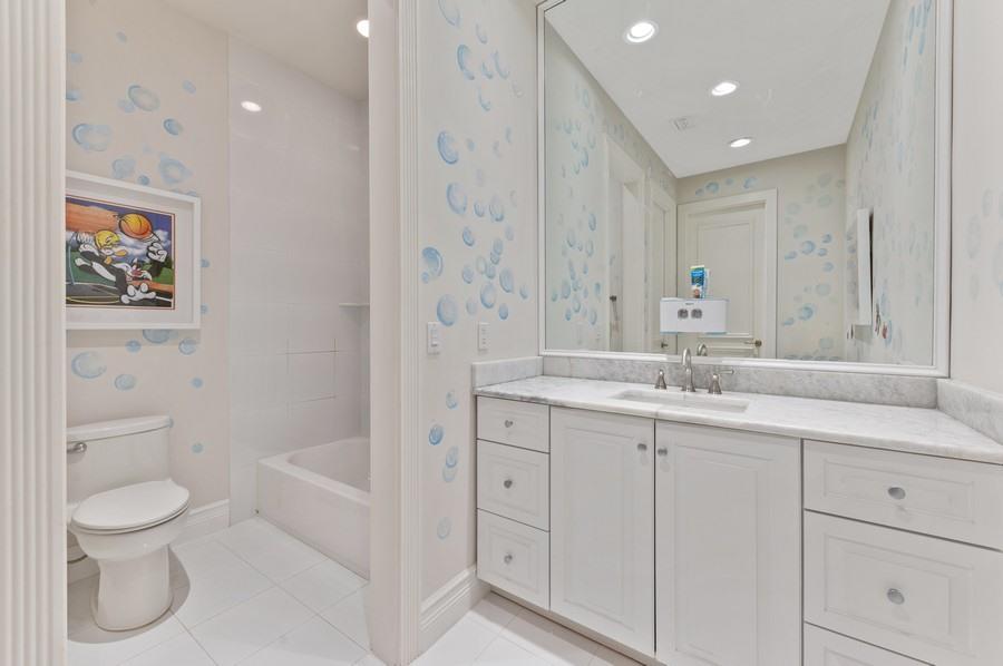 4348 Kasso Circle Boca Raton, FL 33487 - Photo 19 of 31 Ensuite Bath