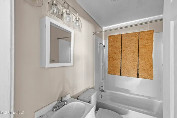 $59,000 | 920 Woody Drive, Jackson, MS 39212