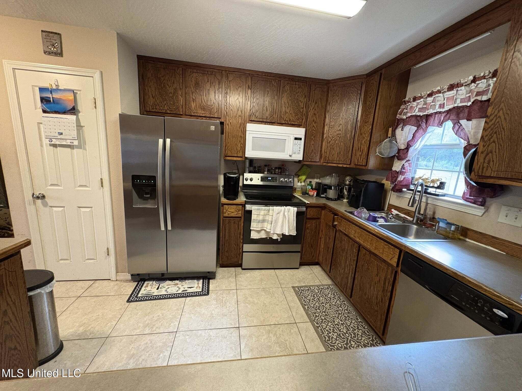 501 Pratt Road Wiggins, MS 39577 - Photo 13 of 25 kitchen