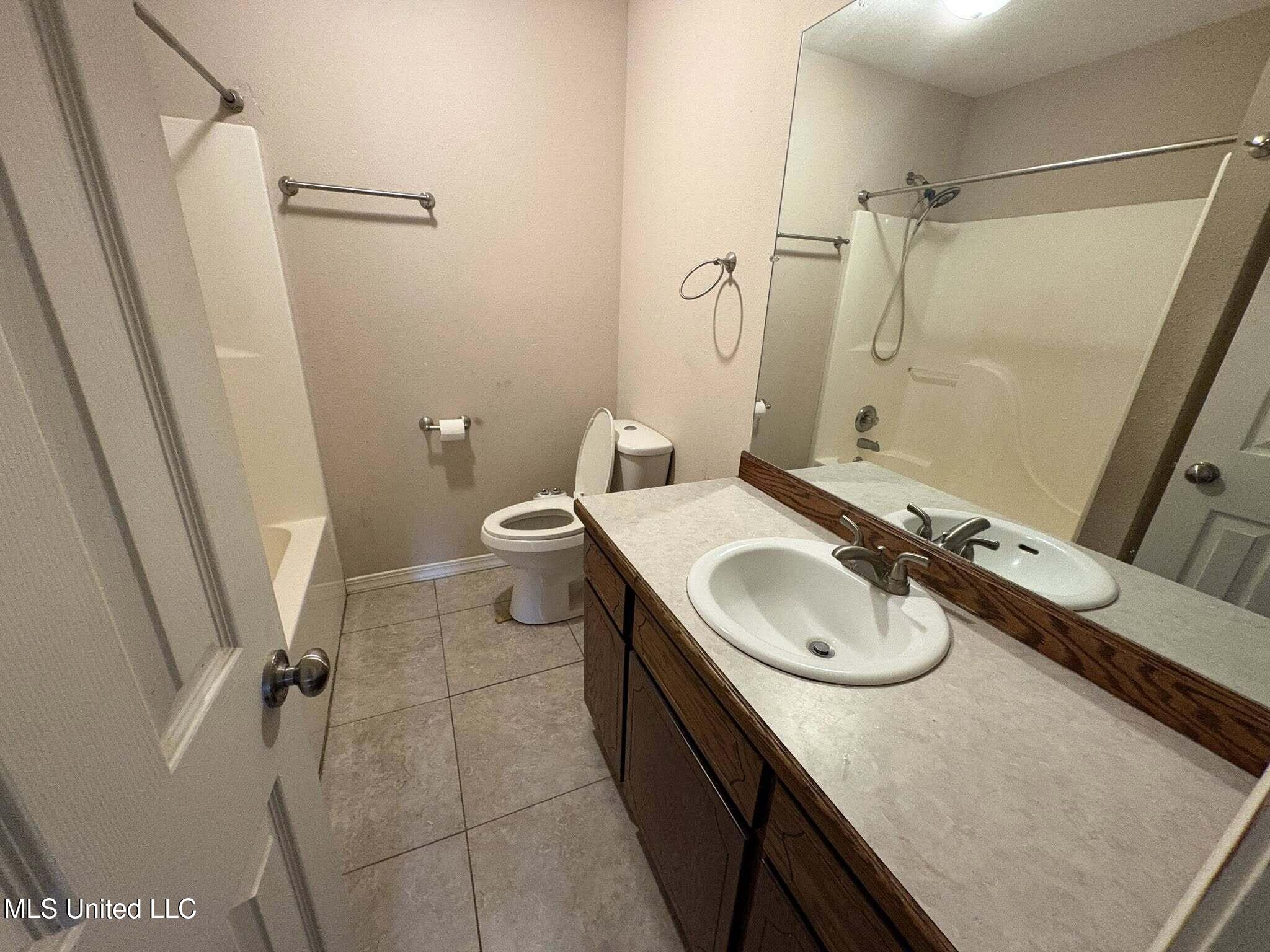 501 Pratt Road Wiggins, MS 39577 - Photo 15 of 25 bath2