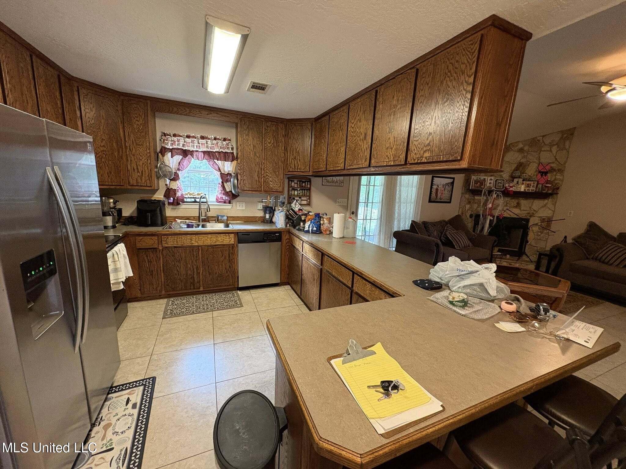 501 Pratt Road Wiggins, MS 39577 - Photo 2 of 24 kitchen1