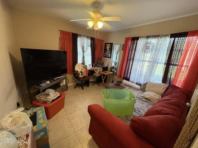 $242,900 | 501 Pratt Road, Wiggins, MS 39577