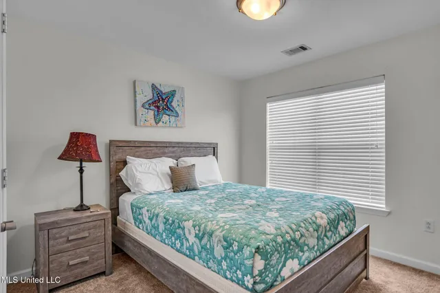 $2,100 | 2421 Beachview Drive, Unit B11, Ocean Springs, MS 39564