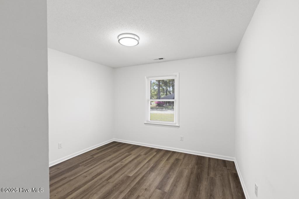 700 Shadowridge Road Jacksonville, NC 28546 - Photo 20 of 34 425A4999