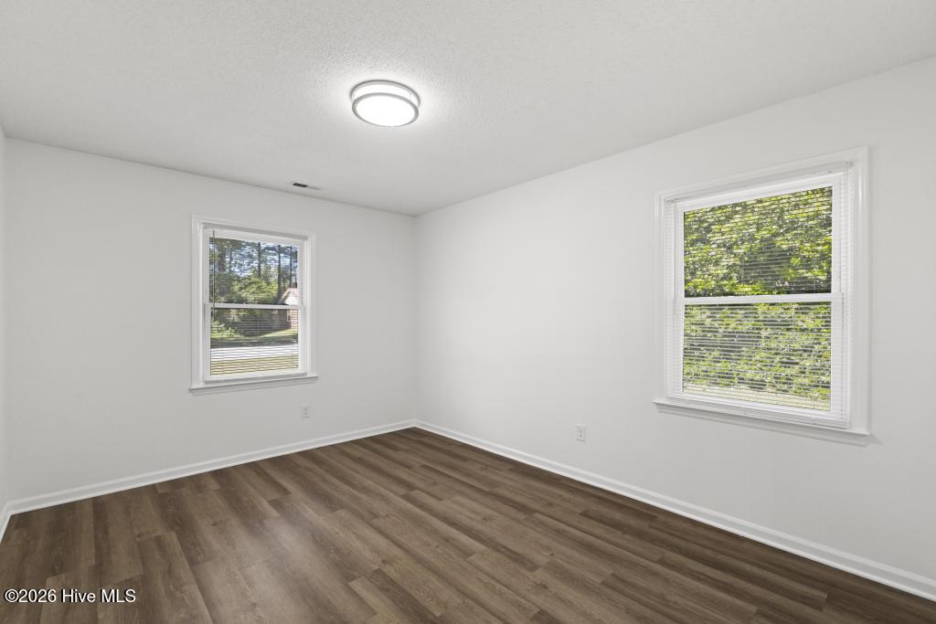 700 Shadowridge Road Jacksonville, NC 28546 - Photo 26 of 33 425A5044