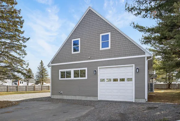 $685,000 | 28 Coggeshall Lane, Wells, ME 04090