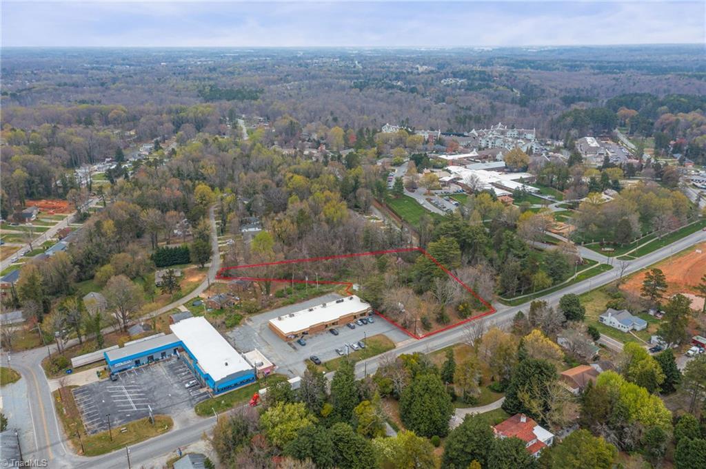 1227 Greensboro Road High Point, NC 27260 - Photo 5 of 10