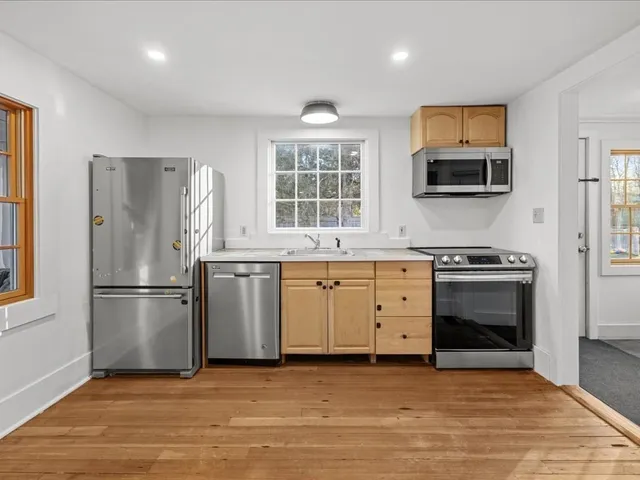 $575,000 | 242 Enterprise Street, Duxbury, MA 02332