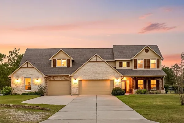 $874,900 | 9115 Bush Buck Lane, Conroe, TX 77303