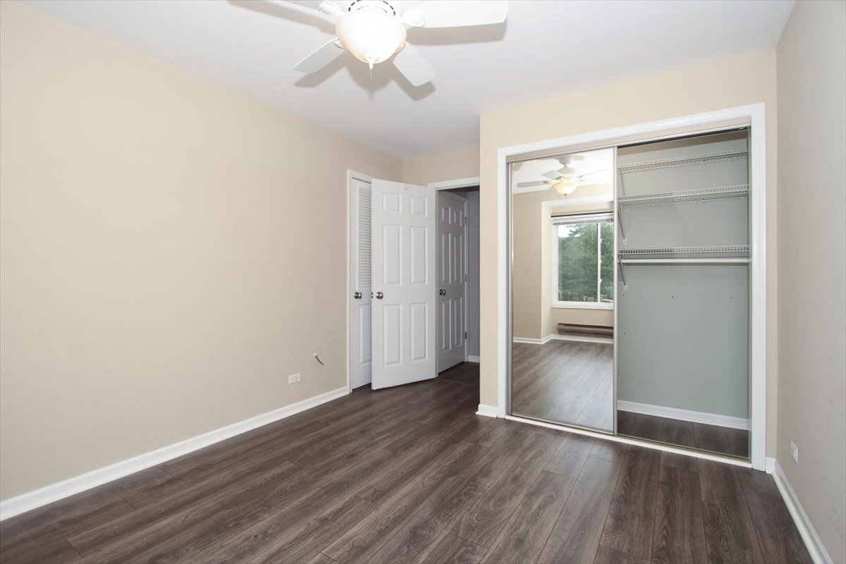 950 Shoreline Road, Unit 903 Lake Barrington, IL 60010 - Photo 20 of 30 Gallery Image 20