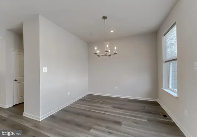 $2,600 | 23296 Sugar Pine Lane, California, MD 20619