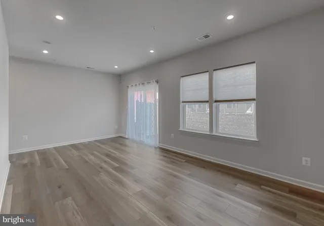 $2,600 | 23296 Sugar Pine Lane, California, MD 20619