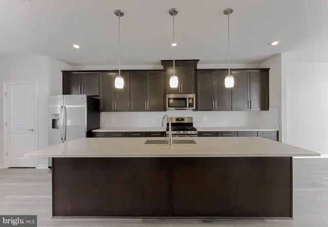 $2,600 | 23296 Sugar Pine Lane, California, MD 20619