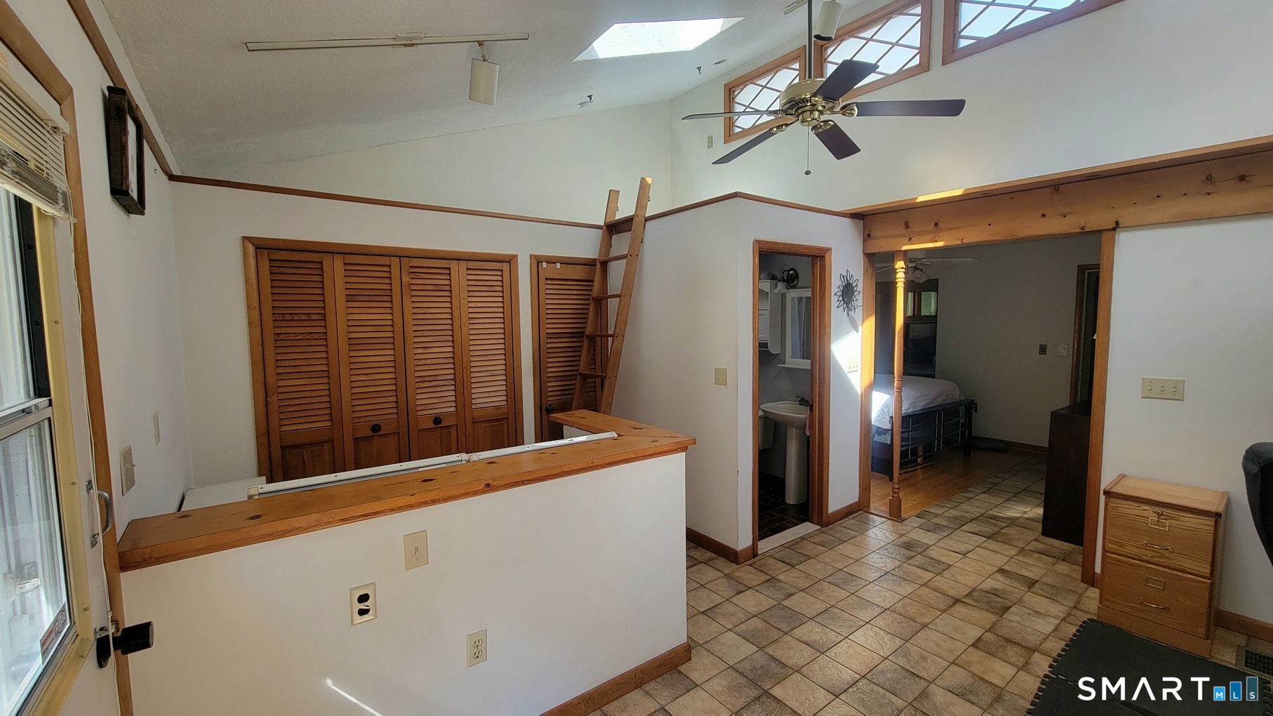 114 Murlyn Road Hamden, CT 06518 - Photo 20 of 31 Gallery Image 20