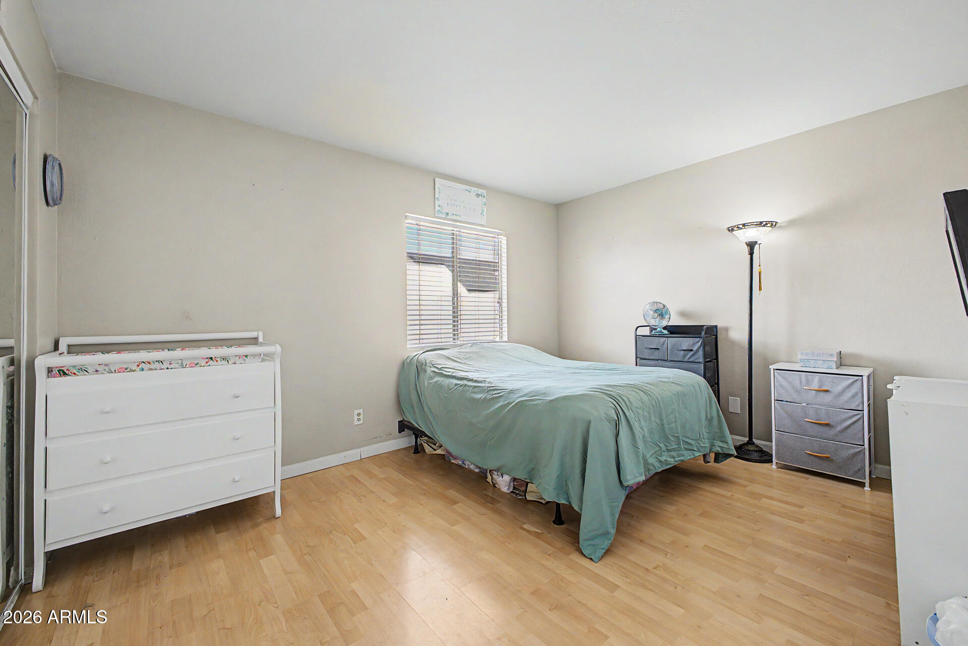 1118 East Utopia Road Phoenix, AZ 85024 - Photo 18 of 30 17 - Utopia
