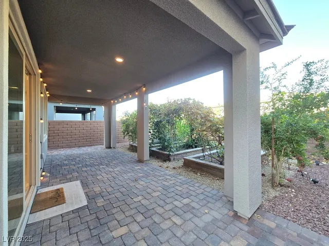 $2,595 | 4160 Elegant Chateau Street, Las Vegas, NV 89135