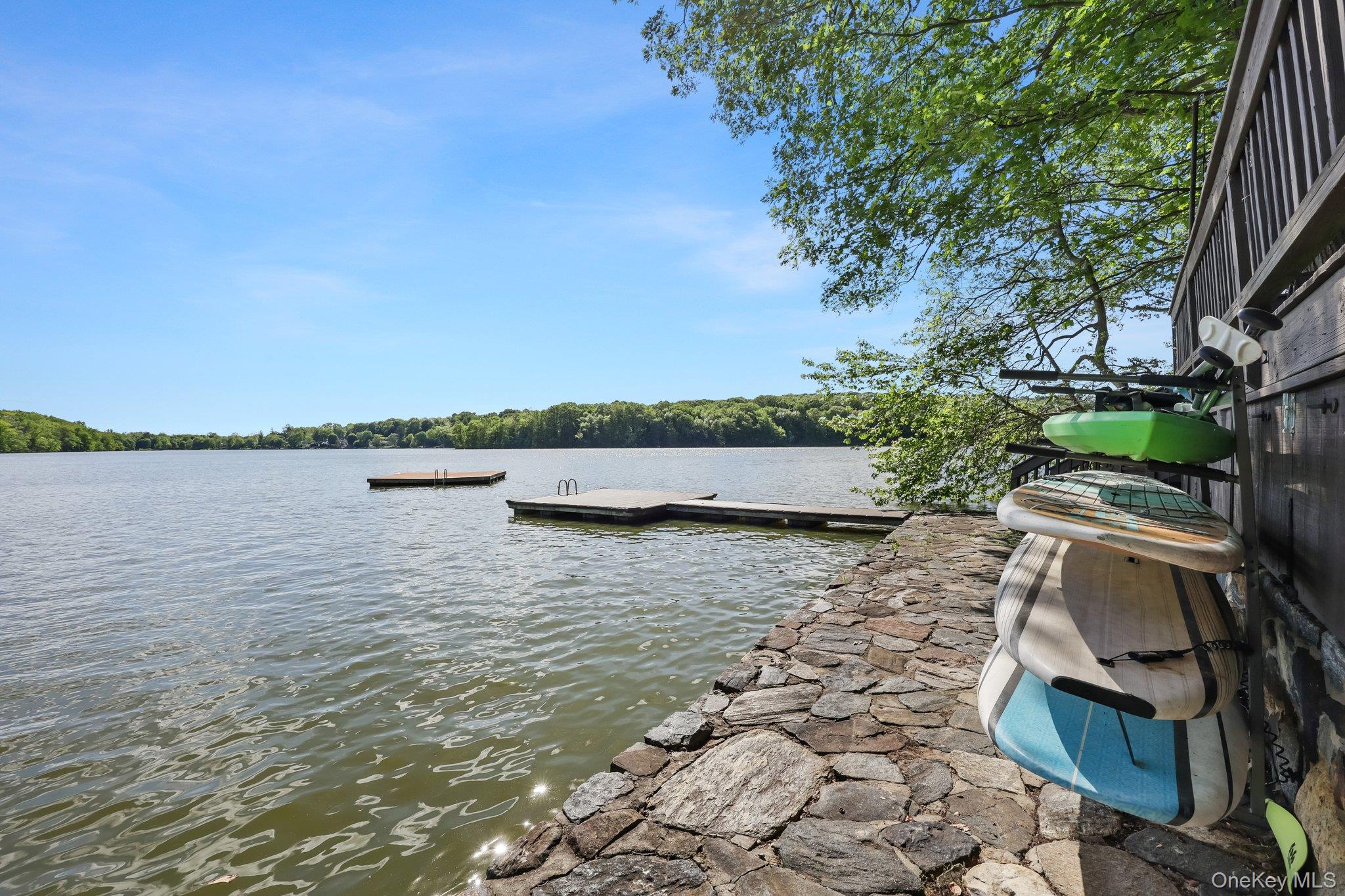24 Jackson Road Mahopac, NY 10541 - Photo 4 of 46
