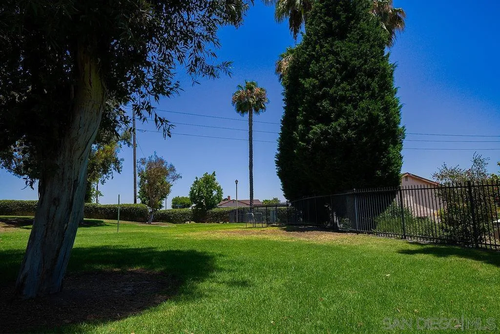 8166 Paradise Valley Court Spring Valley, CA 91977 - Photo 19 of 64