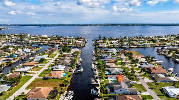 $6,000 | 1911 Southeast 32nd Terrace, Cape Coral, FL 33904