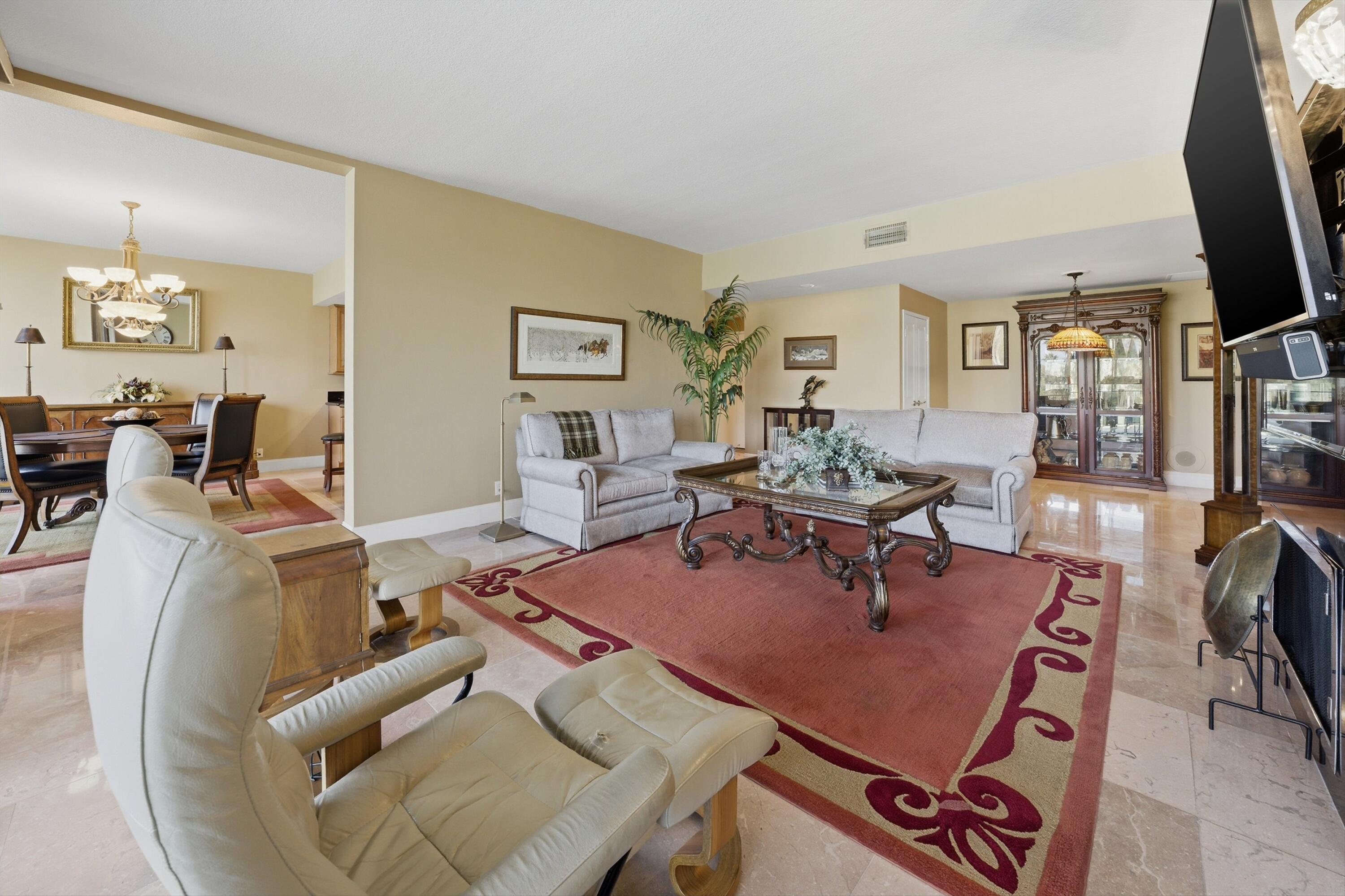 910 Island Drive, Unit 206 Rancho Mirage, CA 92270 - Photo 11 of 41 11-Photo-11