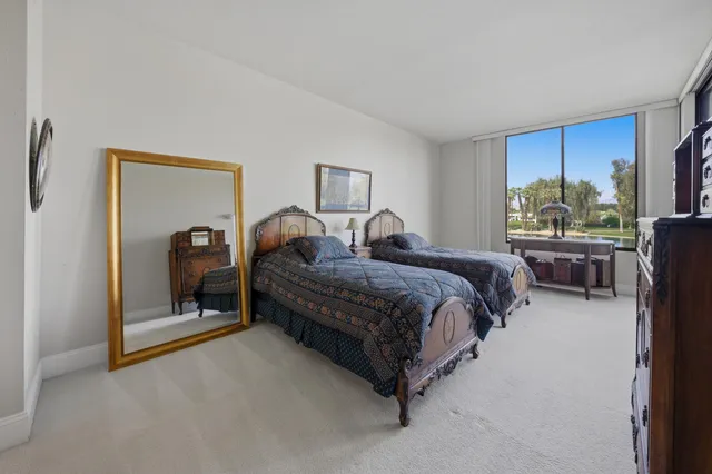 $595,000 | 910 Island Drive, Unit 206, Rancho Mirage, CA 92270