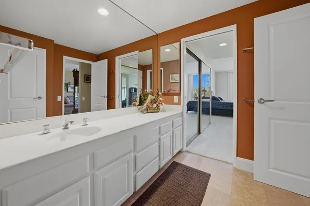 $595,000 | 910 Island Drive, Unit 206, Rancho Mirage, CA 92270