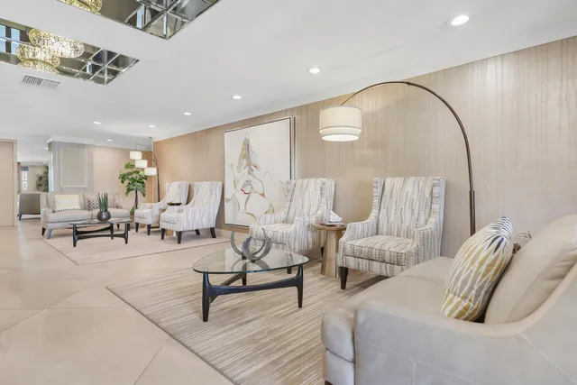 $595,000 | 910 Island Drive, Unit 206, Rancho Mirage, CA 92270