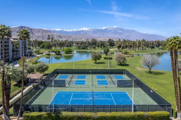 $595,000 | 910 Island Drive, Unit 206, Rancho Mirage, CA 92270