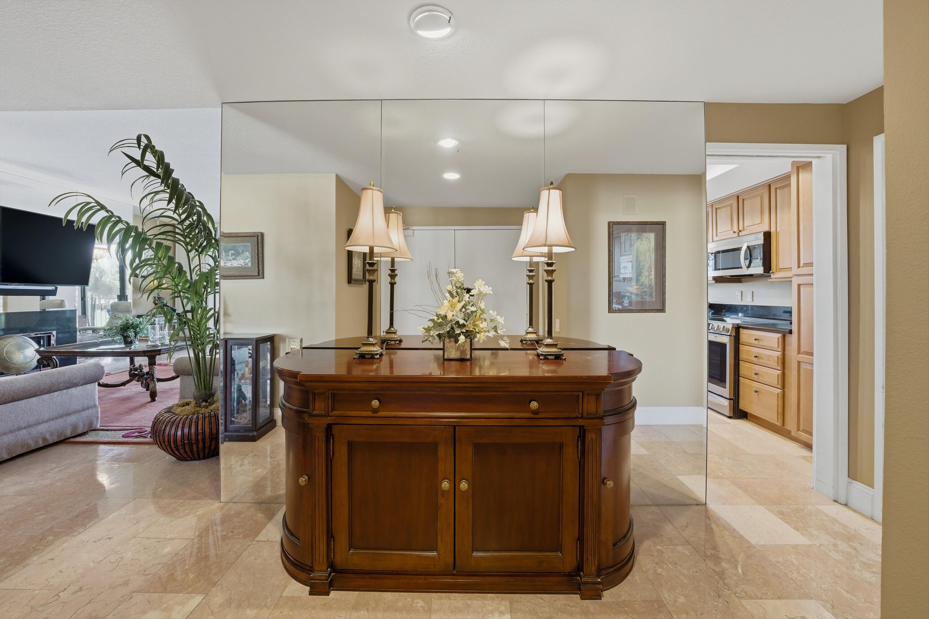 910 Island Drive, Unit 206 Rancho Mirage, CA 92270 - Photo 8 of 41 08-Photo-8