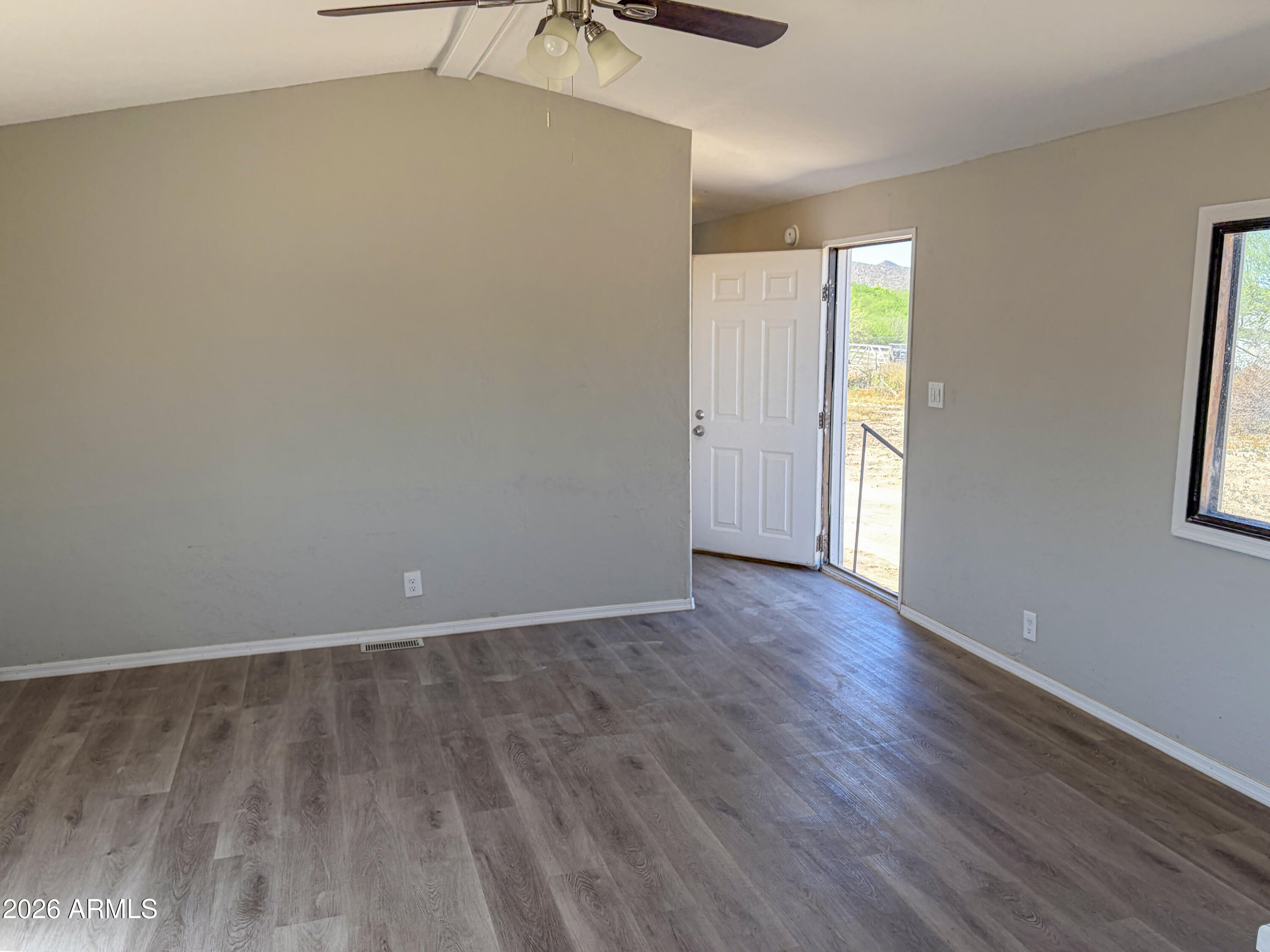 83105 East Bartolo Road Winkelman, AZ 85192 - Photo 2 of 24 IMG_7848