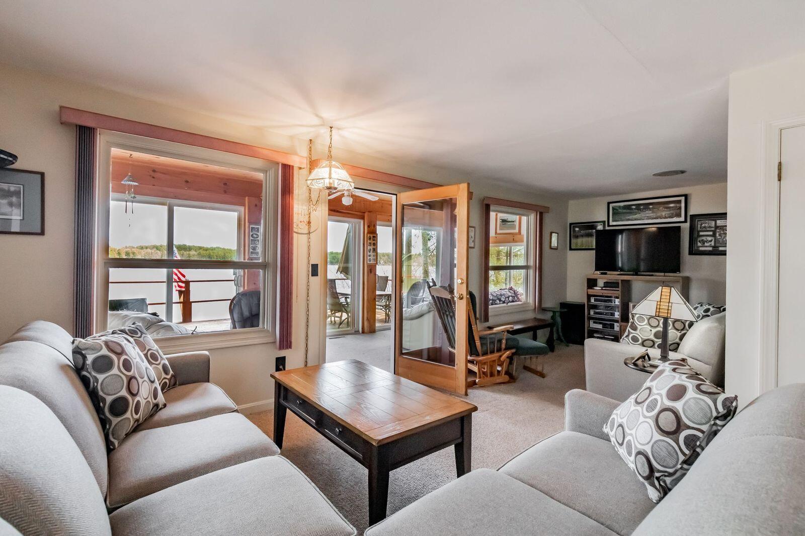 125 North Shore Road Shapleigh, ME 04076 - Photo 18 of 24 125 north living room sunroom