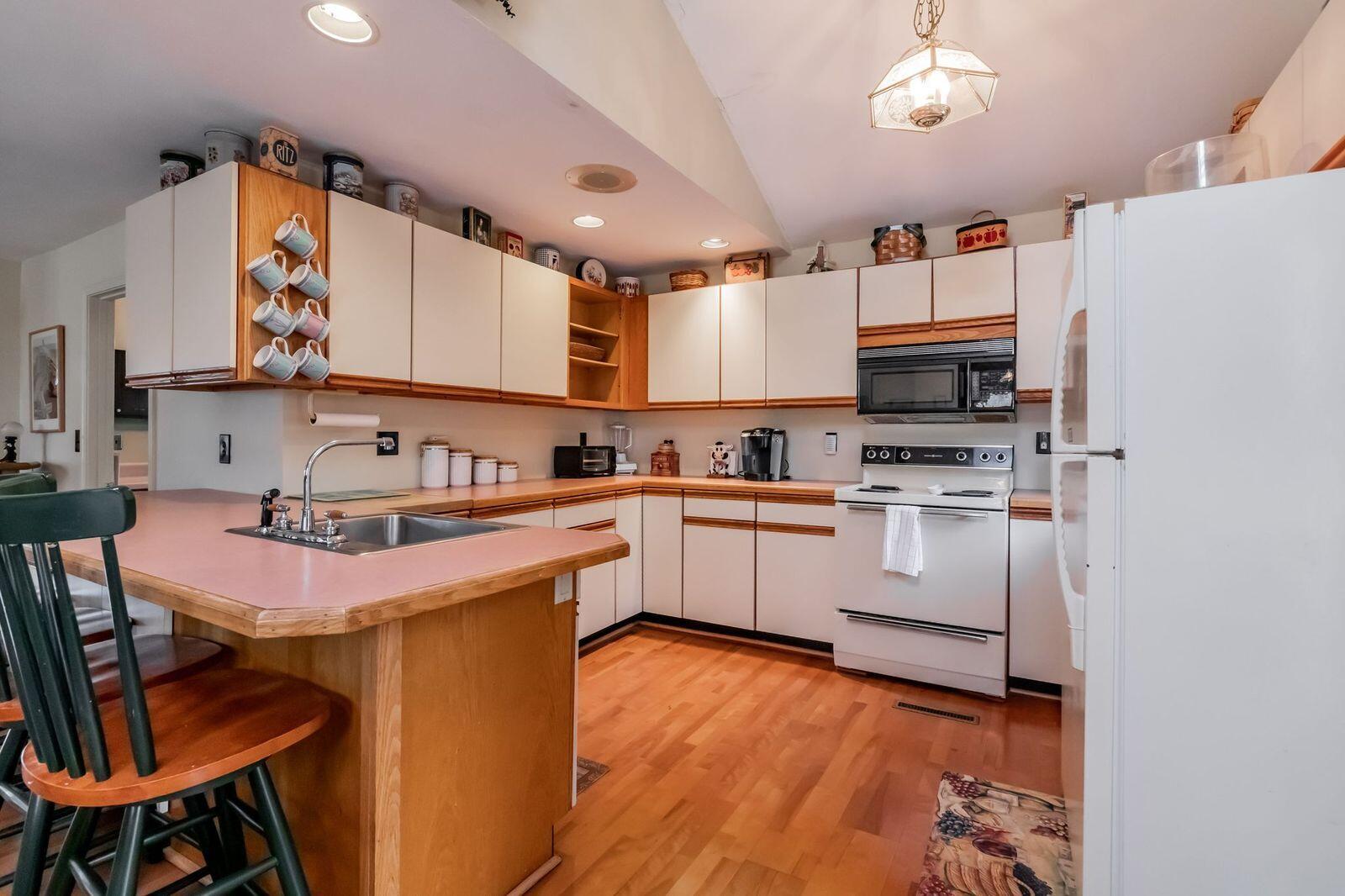 125 North Shore Road Shapleigh, ME 04076 - Photo 3 of 24 125 Kitchen