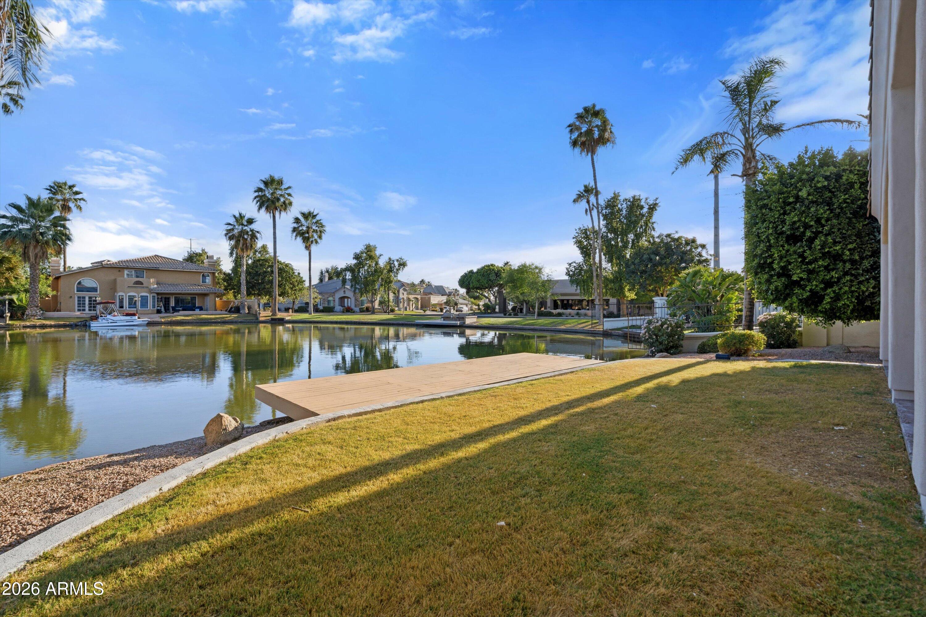 2011 East Clipper Lane Gilbert, AZ 85234 - Photo 30 of 39 38-Lakefront