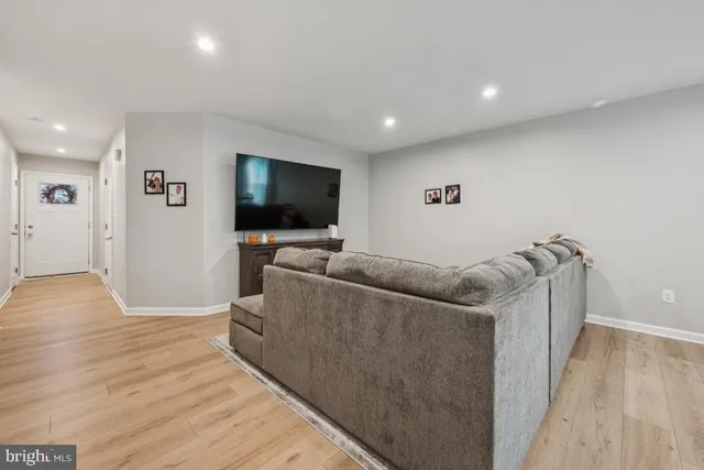 $400,000 | 81 Southwind Drive, Blackwood, NJ 08012