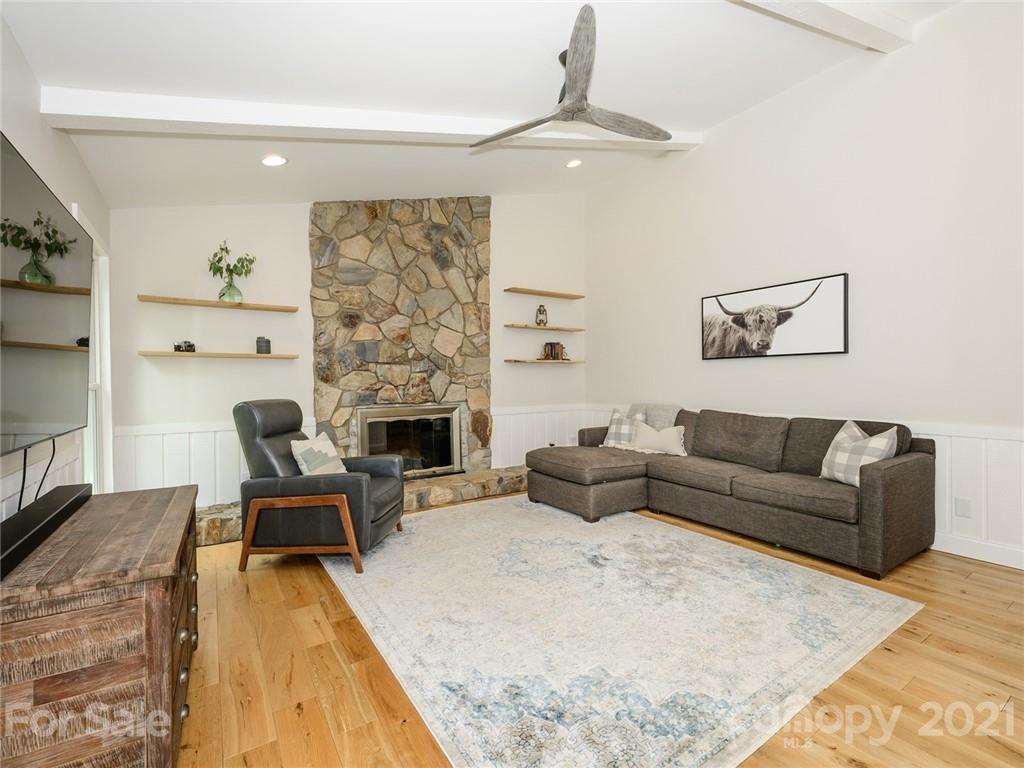 11316 5 Cedars Road Charlotte, NC 28226 - Photo 14 of 34 Gallery Image 14